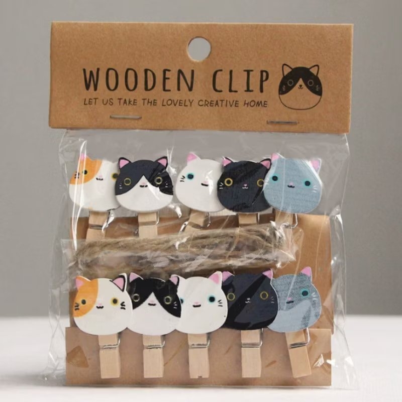 Kẹp Gỗ Kèm Dây Treo ( 10 kẹp/vỉ ) - nhà sách hồng bách