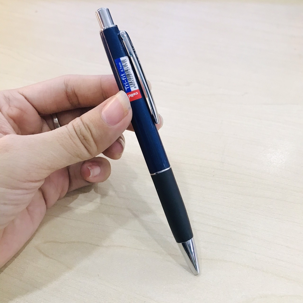 Bút Bi Bấm Cello Trifit 0.7mm - Nhà Sách Hồng Bách.