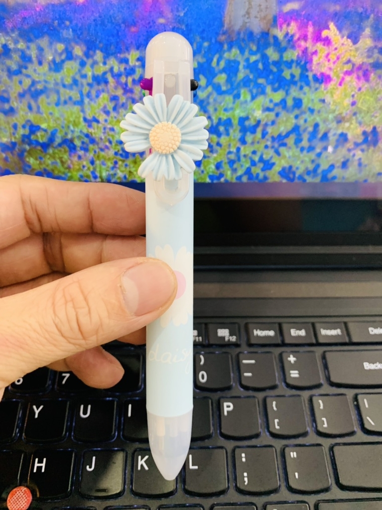 Bút bấm 5 ngòi hoa cúc 0.5mm