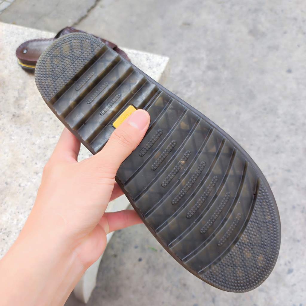 Dép quai ngang bản bự. Gai lưng cá sấu siêu đẹp. Đế cao 4cm!