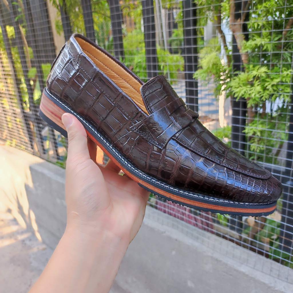 Giày lười đế Tây mũi nhọn mang phong cách trẻ trung!