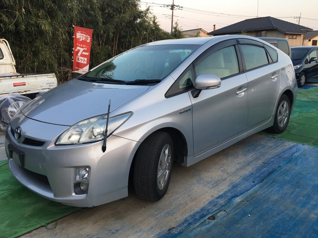 TOYOTA PRIUS 2026 CẬP BẾN VIỆT NAM VỚI THIẾT KẾ HIỆN ĐẠI VÀ CÔNG NGHỆ TIẾT KIỆM NHIÊN LIỆU