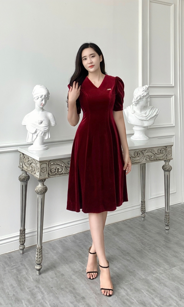 V375-Váy nhung đỏ cao cấp bé gái, áo nỉ giữ nhiệt và váy nhung đỏ
