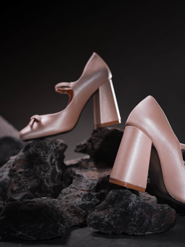 Sovereign femme pump mũi vuông satin hồng 9cm