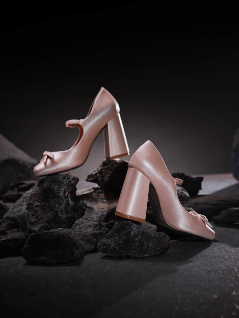 Sovereign femme pump mũi vuông satin hồng 9cm