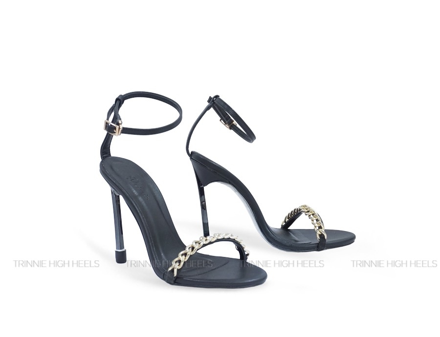 Souvenir sandal ngang mảnh phối xích 9P đen