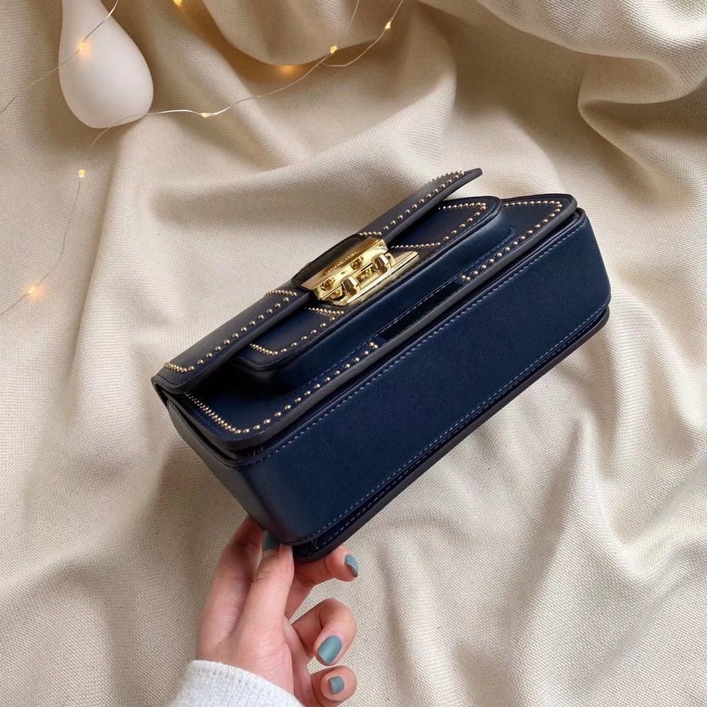 mk sloan editor star