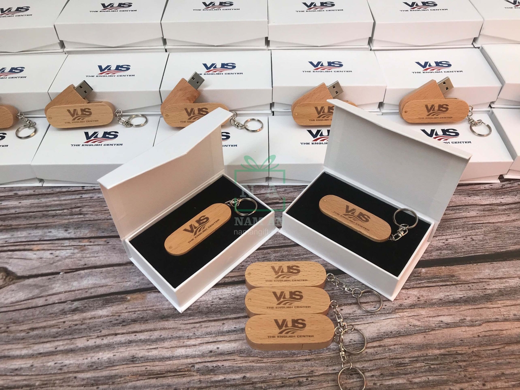 usb vỏ gỗ khắc logo làm quà tặng