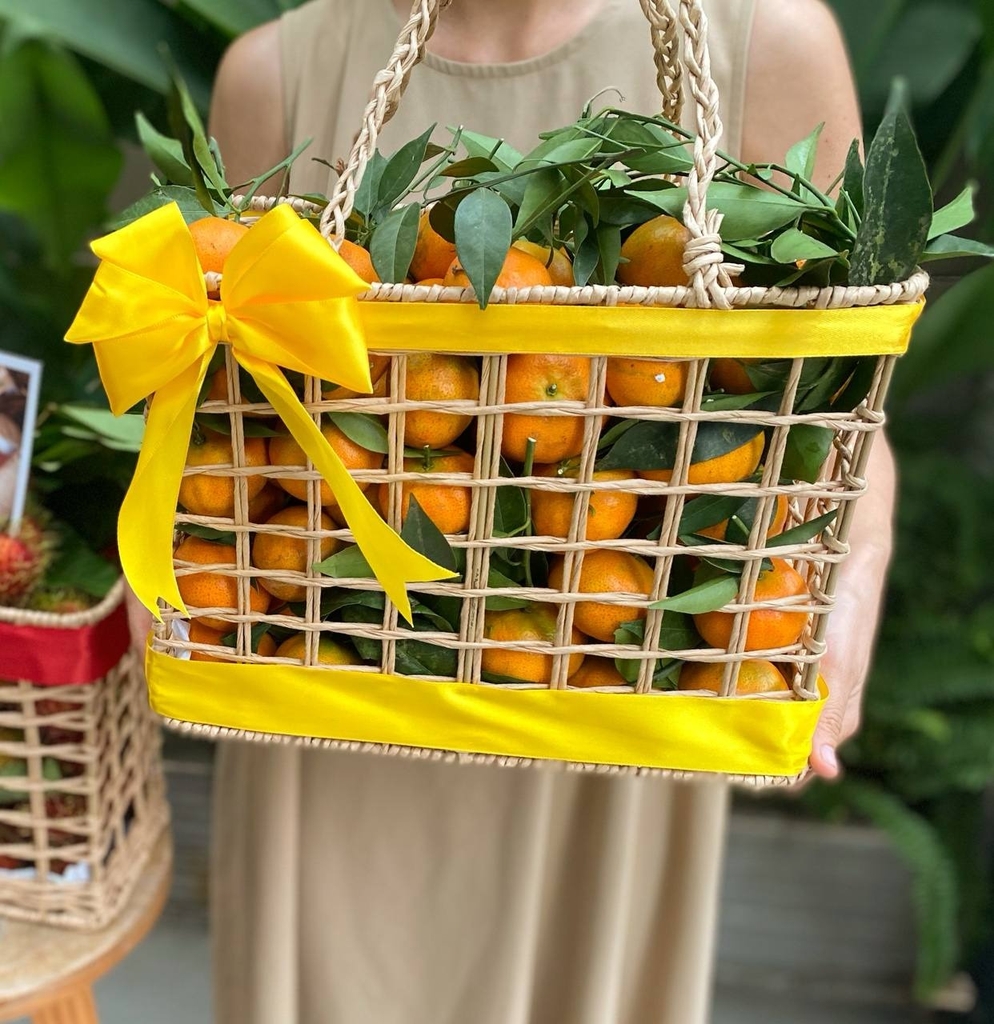 GIỎ QUÀ CÓI QUAI XÁCH CAM CANH