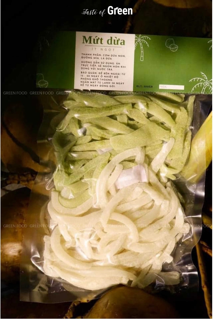 Mứt Dừa Non Mềm Dẻo - Đặc Sản Ngọt Dịu Cho Tết Nguyên Đán 2025