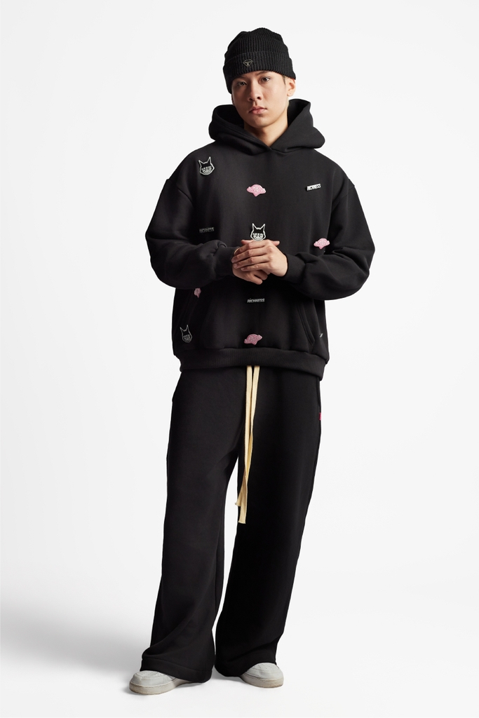 RICHNESS ESSENTIAL SWEATPAINTS (BLACK)