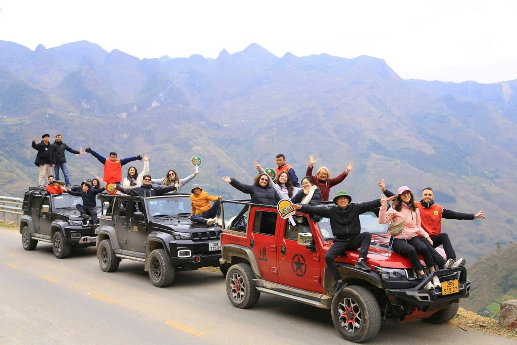 Kinh nghiệm du lịch Hà Giang bằng xe ô tô tự lái chi tiết từ A-Z