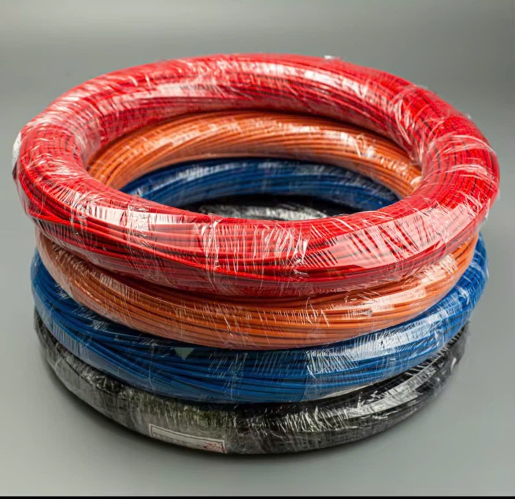Ống teflon màu đỏ TPFE