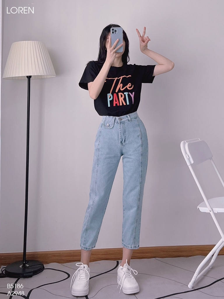 Quần jean baggy LOREN kẻ sọc xanh B5186