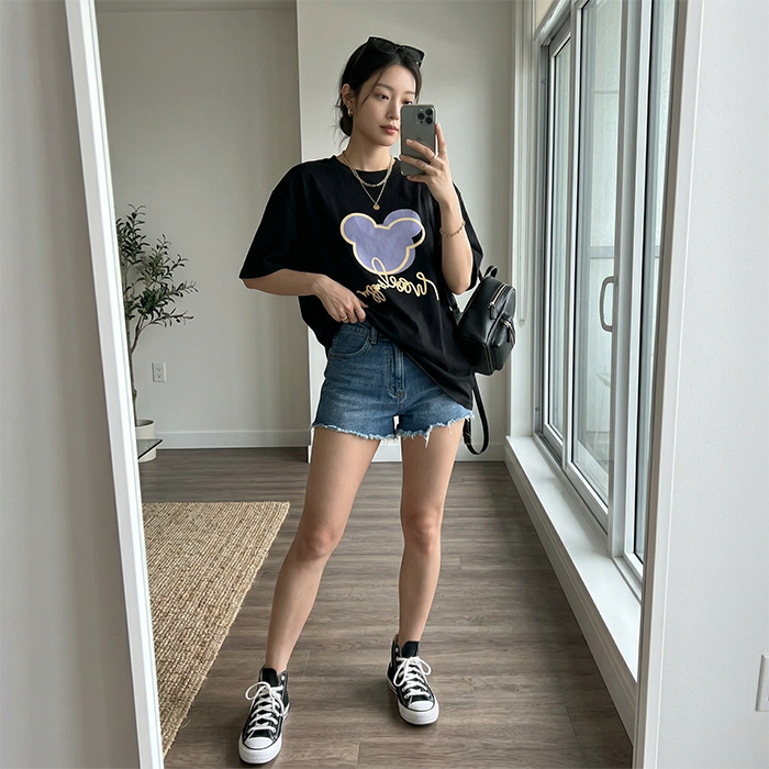 Áo thun nữ LOREN Regular mickey A21092