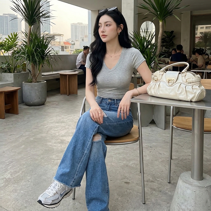 Quần jean ống rộng LOREN rách tua xanh B5425
