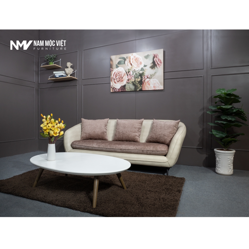 Một chiếc sofa 3 chỗ chất lượng và tiện lợi sẽ khiến cho không gian phòng khách của bạn trở nên thật xinh đẹp. Hãy xem qua đồ nội thất của chúng tôi và chọn lựa cho mình sản phẩm ưng ý nhất nhé!