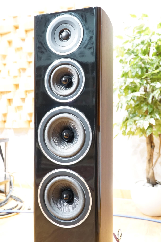 Loa Wharfedale Diamond 11.4