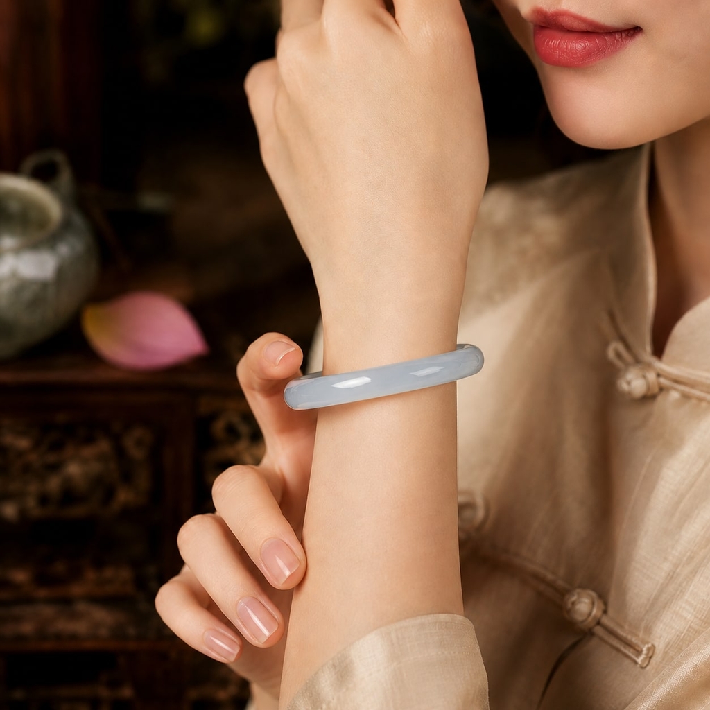 Vòng Đá Chalcedony Xanh Lam Hẹ - VDQ003