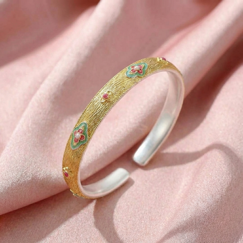 Vòng Tay Bạc Kiềng Hoa Mạ Vàng 24K - Vòng Đặc Bạc Nguyên Chất - VTBKHMV0040