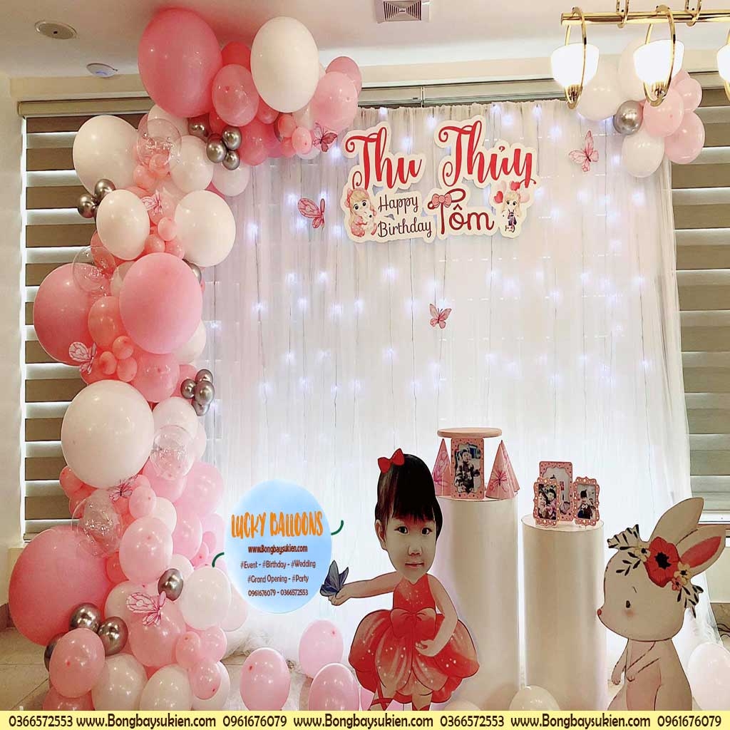 Backdrop sinh nhật thôi nôi bé gái Kitty  Cửa hàng shop bán các loại bong  bóng trang trí Kool Style