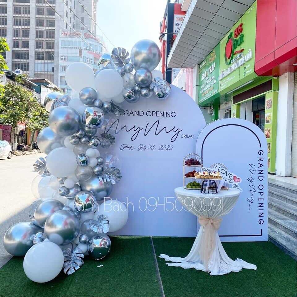 Trang trí khai trương cửa hàng váy cưới tại Hà Nội bongbaysukien.com