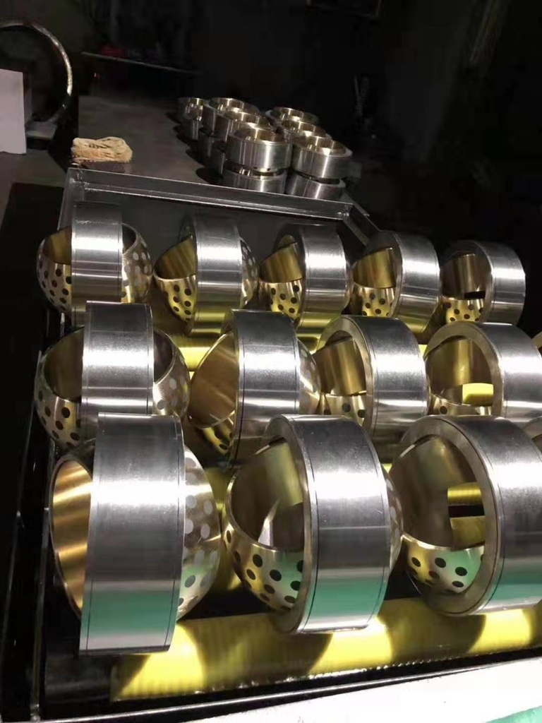 Ổ cầu tự lựa - tự bôi trơn GEH.