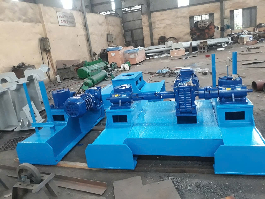 MÁY NÂNG TRỤC VÍT 5T-250T