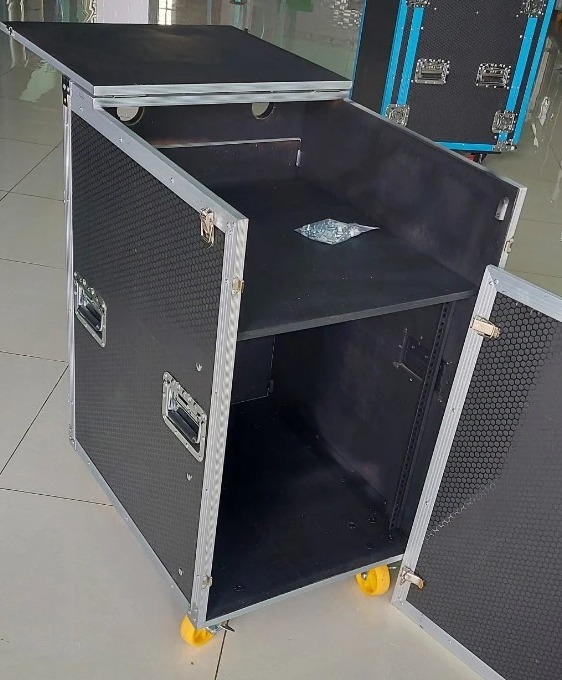 Tủ máy 12U & Kèm Khoang Mixer (SX VN)