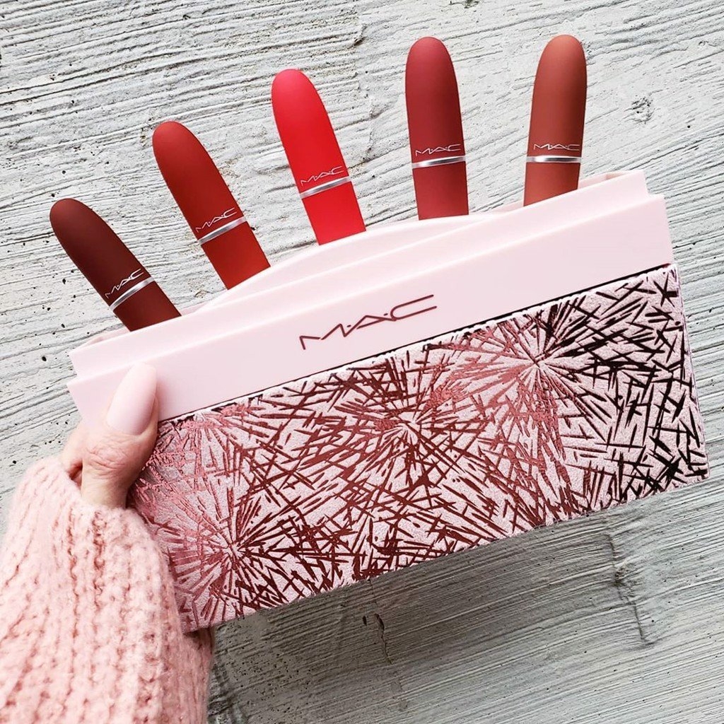 showstopper powder kiss