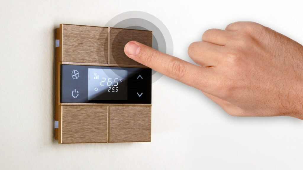 Phím KNX EAE Rosa Metal Touch Thermostat -1
