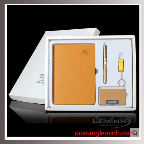 Bộ Giftset 4 sản phẩm : Sổ bìa da, USB, Bút ký, Hộp đựng namecard