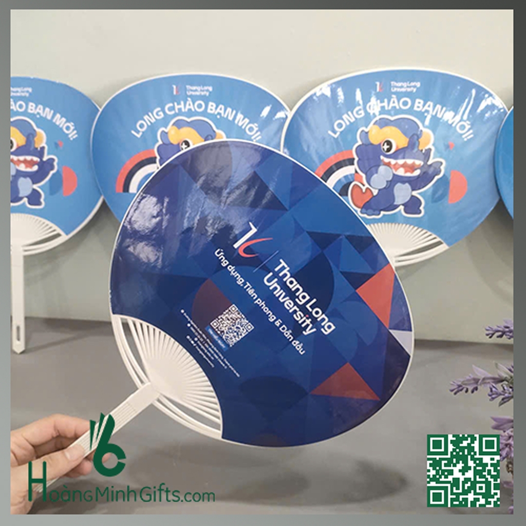 QUẠT NHỰA IN LOGO QUẢNG CÁO - KHÁCH HÀNG ĐẠI HỌC THĂNG LONG
