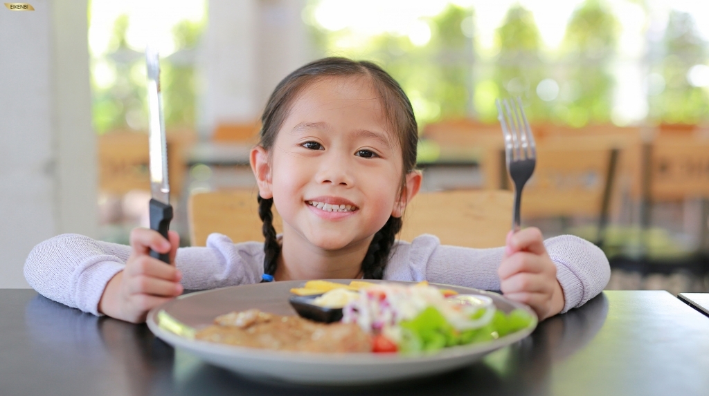 Kết hợp với chế độ ăn và sinh hoạt hợp lý