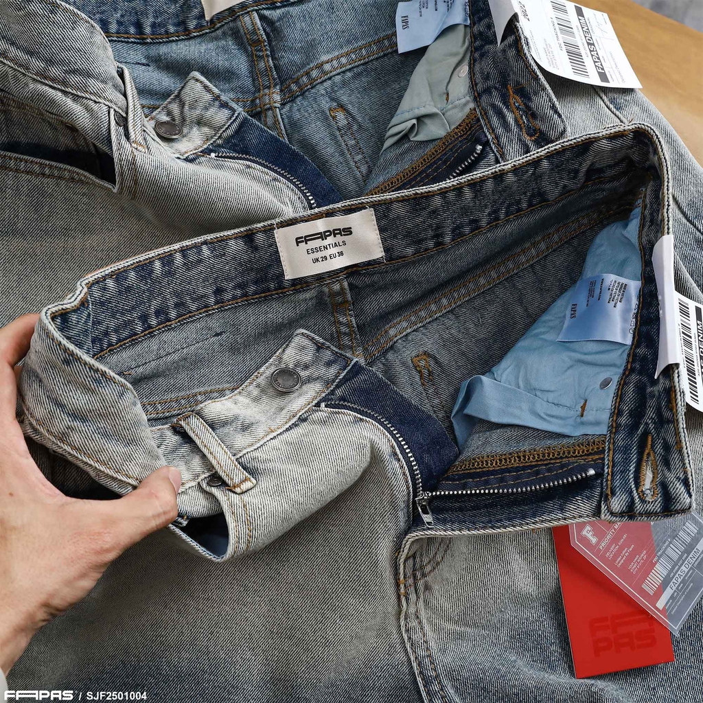 Short Jean Fapas Straight Fit Author