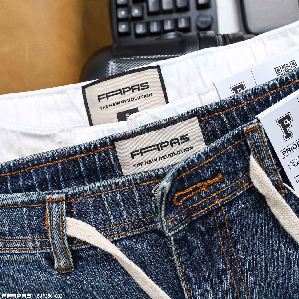 Short Jean Fapas Relaxed Rug