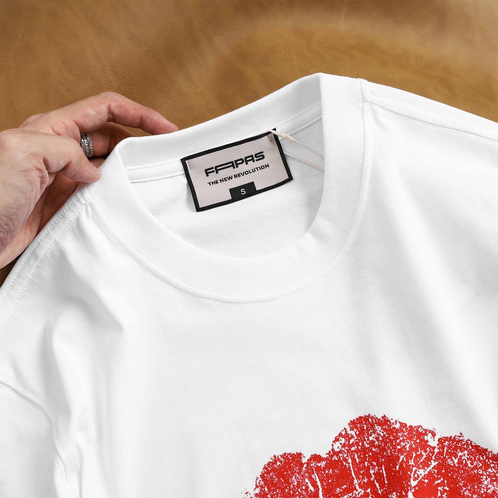 Áo Thun Fapas Regular Lips