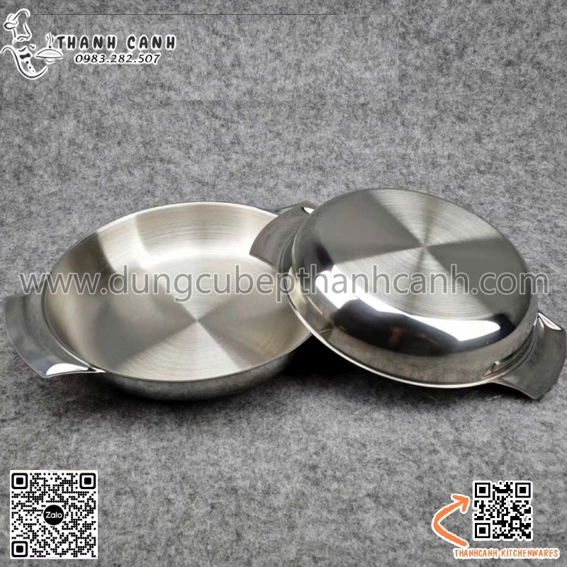 Bát inox sâu hai tai sang trọng, làm từ inox dày dặn, bền đẹp và sáng bóng