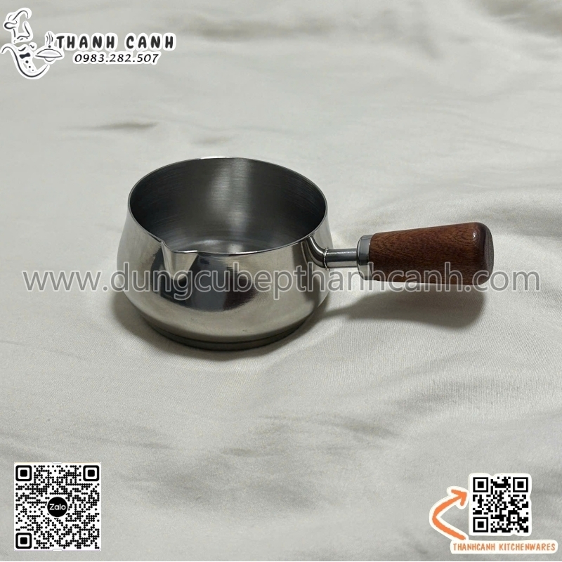 Cup rót sốt cán gỗ bằng inox, CHÉN RÓT SỐT INOX CÁN GỖ - TIỆN LỢI, SANG ...