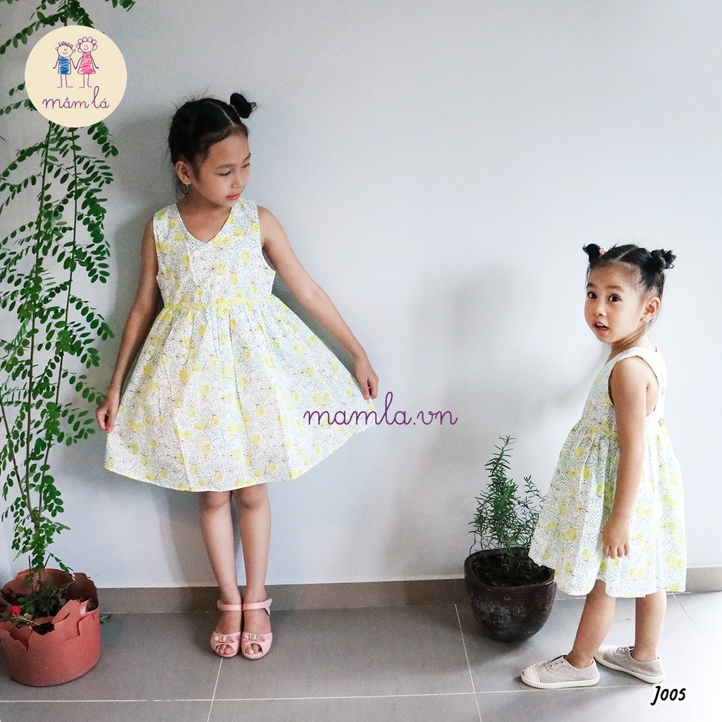 Váy đầm bé gái đầm sát nách cut out lưng họa tiết quả dứa vàng MamLa