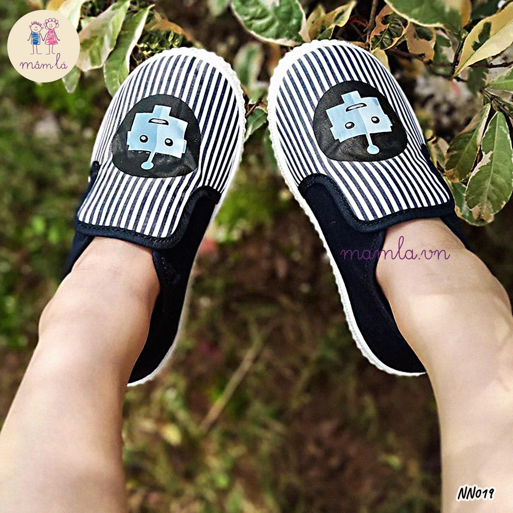 Giày bé trai slipon kẻ xanh ôm chân mềm mại MamLa
