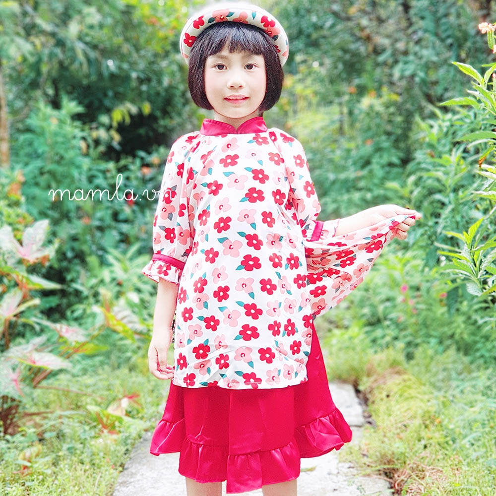 Áo dài bé gái cách tân hoa đỏ áo kèm váy và mấn lụa sang trọng