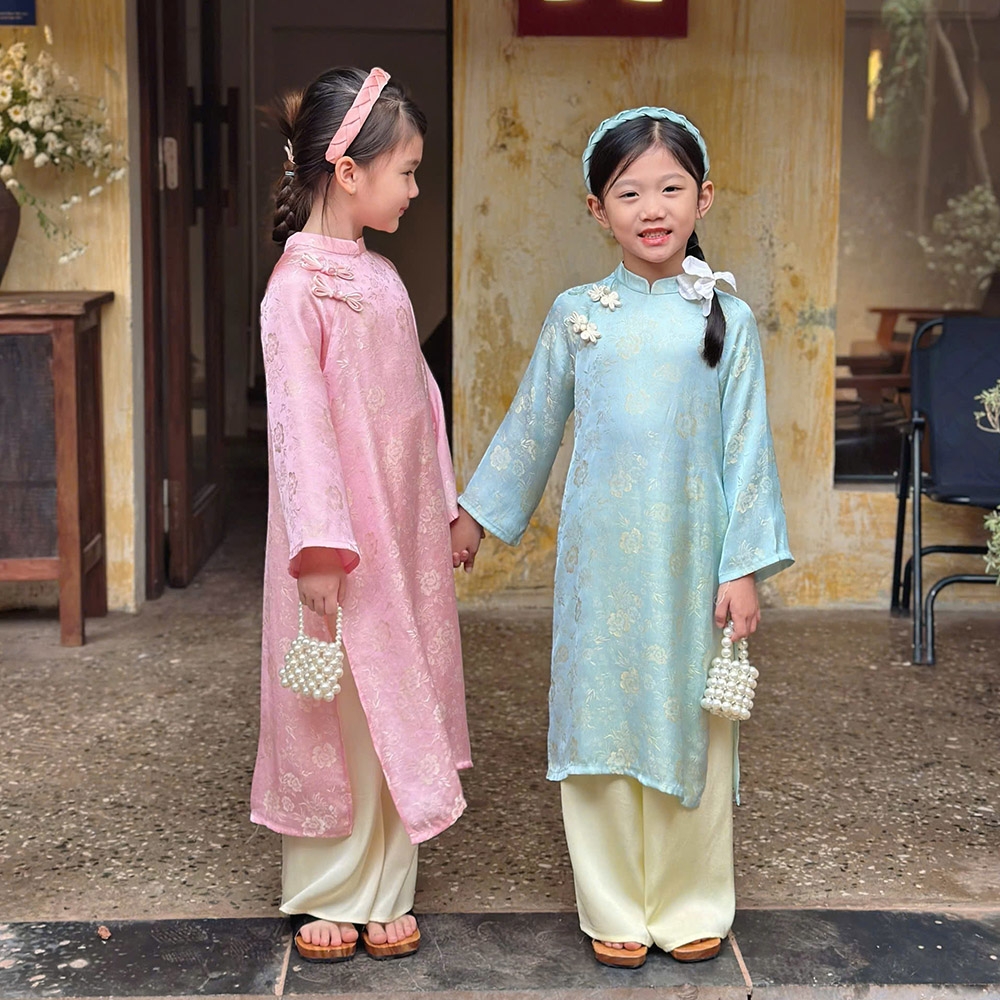 Bộ áo dài bé gái lụa gấm tơ tầm mềm mát Nha Xá áo kèm quần MamLa CC208