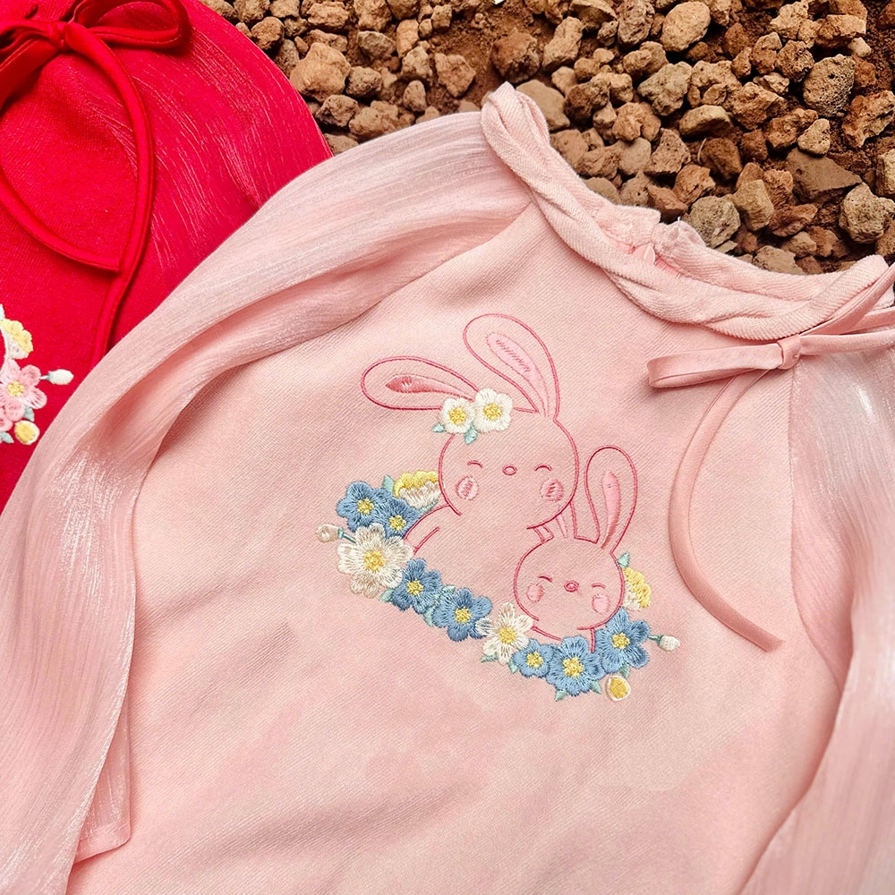 Bộ áo dài bé gái nhung tăm mềm mịn thêu Thỏ Ngọc áo kèm quần MamLa CC211