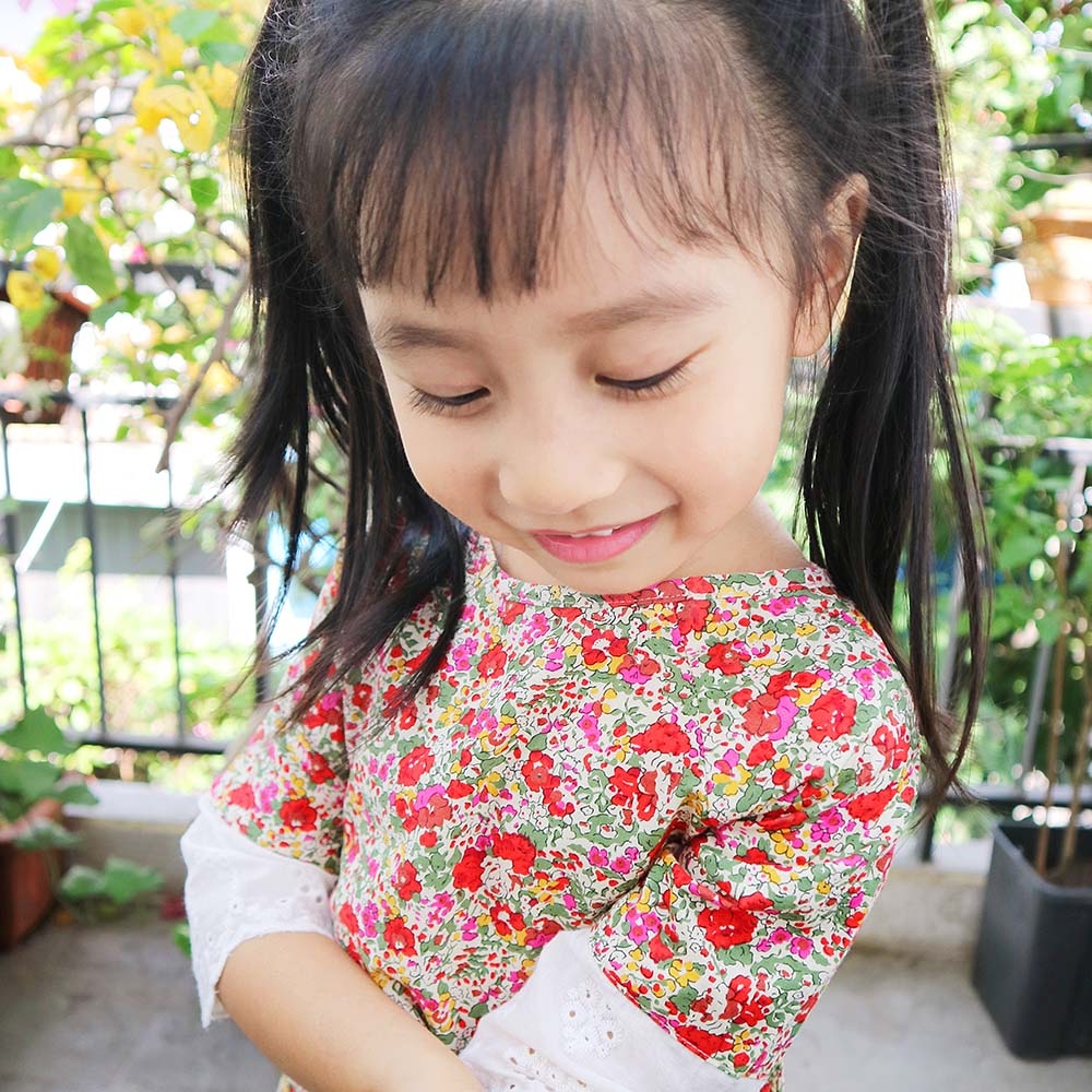 Bộ áo dài bé gái hoa đỏ cho bé gái áo kèm quần lửng MamLa