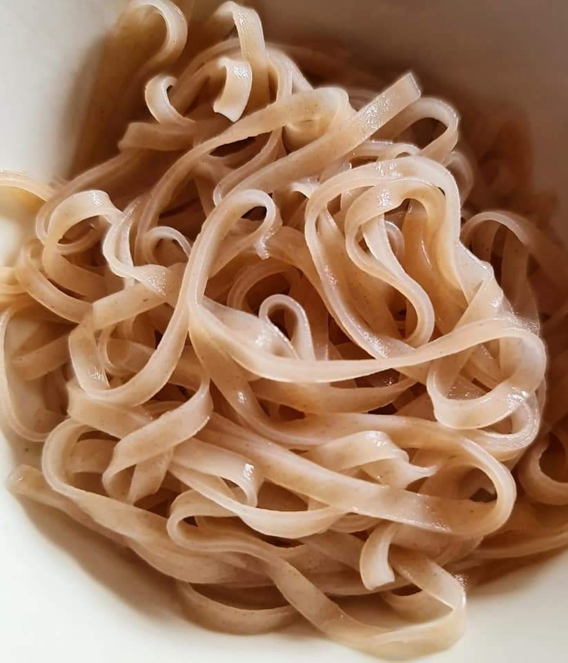 Phở gạo lứt ăn liền hữu cơ Vietsuisse (60g x 15 gói)/túi