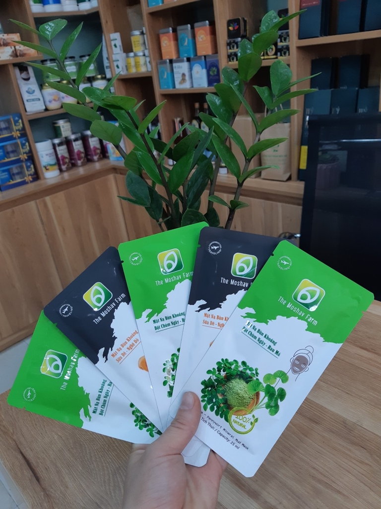 Mặt nạ bùn khoáng The Moshav Farm hộp 10 gói