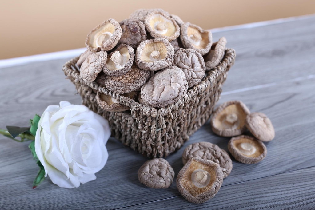Nấm hương Phú Gia: nguyên liệu dinh dưỡng, tăng cường sức khỏe từ thiên nhiên