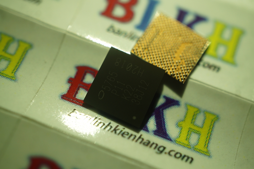 IC Iphone 5765 mới chính hãng