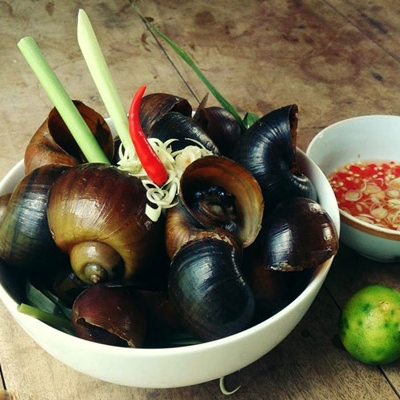 Ốc Bươu Luộc Sả/Luộc Mẻ